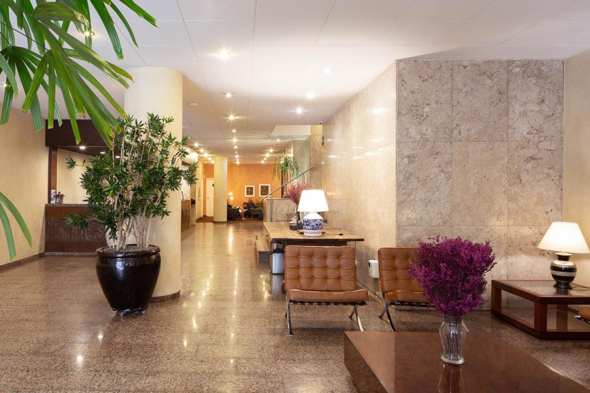 Hotel Rojas All Suite, Sao Paulo